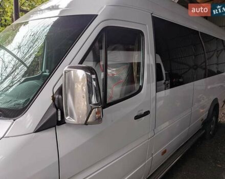 Белый Мерседес Sprinter, объемом двигателя 2.7 л и пробегом 700 тыс. км за 15000 $, фото 13 на Automoto.ua