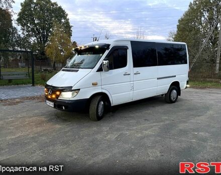 Білий Мерседес Sprinter, об'ємом двигуна 2.1 л та пробігом 500 тис. км за 7000 $, фото 4 на Automoto.ua