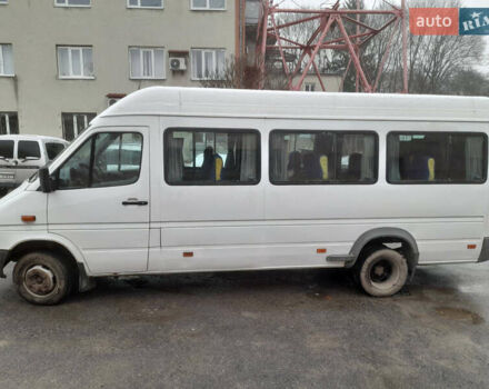 Белый Мерседес Sprinter, объемом двигателя 2.3 л и пробегом 500 тыс. км за 10000 $, фото 1 на Automoto.ua