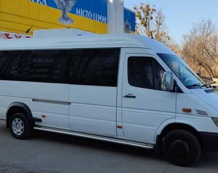 Белый Мерседес Sprinter, объемом двигателя 2.7 л и пробегом 700 тыс. км за 15000 $, фото 1 на Automoto.ua