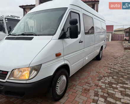 Белый Мерседес Sprinter, объемом двигателя 2.69 л и пробегом 600 тыс. км за 8999 $, фото 9 на Automoto.ua