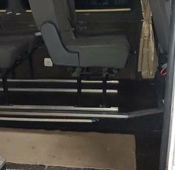 Белый Мерседес Sprinter, объемом двигателя 2.7 л и пробегом 700 тыс. км за 15000 $, фото 27 на Automoto.ua