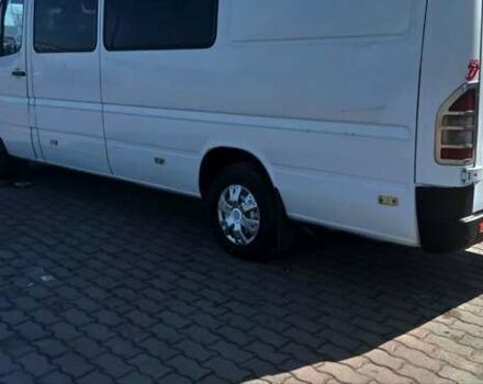 Белый Мерседес Sprinter, объемом двигателя 2.2 л и пробегом 250 тыс. км за 8200 $, фото 4 на Automoto.ua