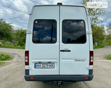 Белый Мерседес Sprinter, объемом двигателя 2.15 л и пробегом 799 тыс. км за 7999 $, фото 7 на Automoto.ua