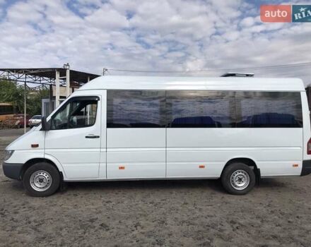 Білий Мерседес Sprinter, об'ємом двигуна 2.15 л та пробігом 500 тис. км за 11500 $, фото 2 на Automoto.ua