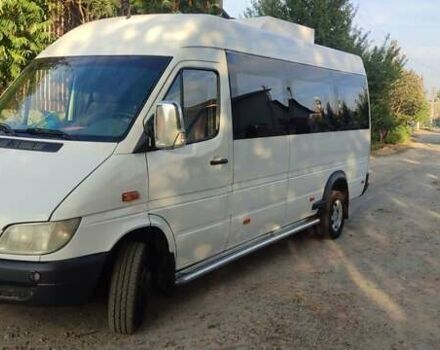 Белый Мерседес Sprinter, объемом двигателя 2.7 л и пробегом 700 тыс. км за 15000 $, фото 5 на Automoto.ua