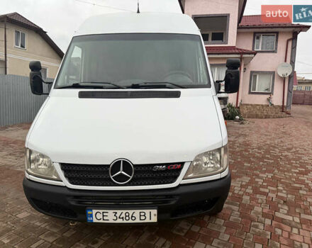 Белый Мерседес Sprinter, объемом двигателя 2.69 л и пробегом 600 тыс. км за 8999 $, фото 24 на Automoto.ua