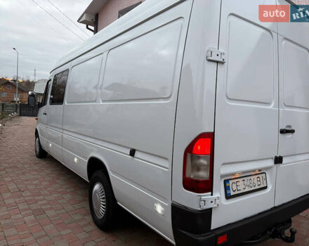 Белый Мерседес Sprinter, объемом двигателя 2.69 л и пробегом 600 тыс. км за 9250 $, фото 4 на Automoto.ua