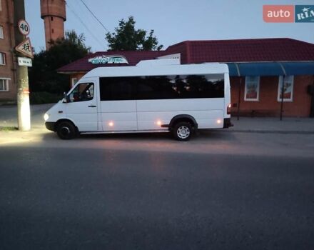 Белый Мерседес Sprinter, объемом двигателя 2.7 л и пробегом 700 тыс. км за 15000 $, фото 21 на Automoto.ua