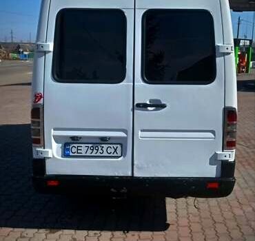 Белый Мерседес Sprinter, объемом двигателя 2.2 л и пробегом 250 тыс. км за 8200 $, фото 2 на Automoto.ua