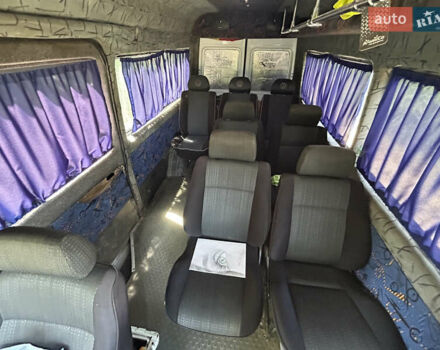 Белый Мерседес Sprinter, объемом двигателя 2.2 л и пробегом 685 тыс. км за 4800 $, фото 9 на Automoto.ua
