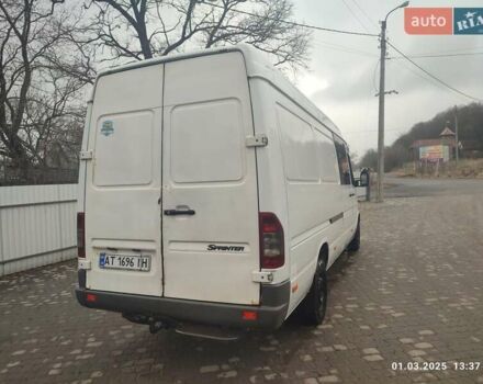 Белый Мерседес Sprinter, объемом двигателя 2.7 л и пробегом 285 тыс. км за 8099 $, фото 2 на Automoto.ua