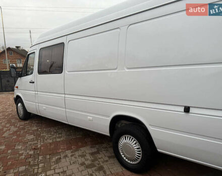 Белый Мерседес Sprinter, объемом двигателя 2.69 л и пробегом 600 тыс. км за 8999 $, фото 22 на Automoto.ua