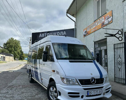 Белый Мерседес Sprinter, объемом двигателя 2.69 л и пробегом 800 тыс. км за 13500 $, фото 9 на Automoto.ua