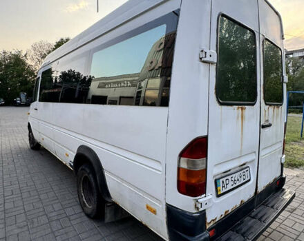 Мерседес Sprinter 2002 в Запорожье на Automoto.ua Белый Мерседес Sprinter, объемом двигателя 2.7 л и пробегом 473 тыс. км за 11300 $, фото 4 на Automoto.ua
