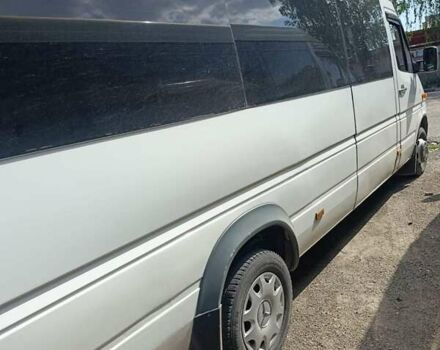 Білий Мерседес Sprinter, об'ємом двигуна 2.2 л та пробігом 600 тис. км за 13600 $, фото 4 на Automoto.ua