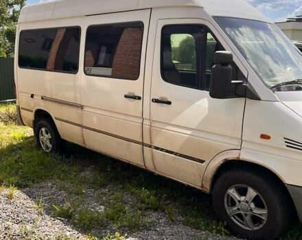 Белый Мерседес Sprinter, объемом двигателя 2.69 л и пробегом 430 тыс. км за 6300 $, фото 3 на Automoto.ua