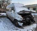 Белый Мерседес Sprinter, объемом двигателя 2.15 л и пробегом 800 тыс. км за 4104 $, фото 5 на Automoto.ua