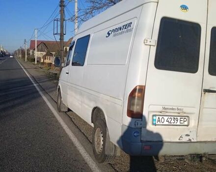 Белый Мерседес Sprinter, объемом двигателя 2.1 л и пробегом 700 тыс. км за 5200 $, фото 6 на Automoto.ua