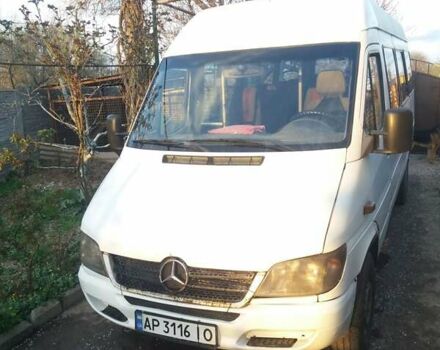 Білий Мерседес Sprinter, об'ємом двигуна 2.15 л та пробігом 200 тис. км за 4500 $, фото 1 на Automoto.ua