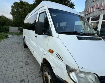 Білий Мерседес Sprinter, об'ємом двигуна 2.7 л та пробігом 473 тис. км за 12000 $, фото 2 на Automoto.ua