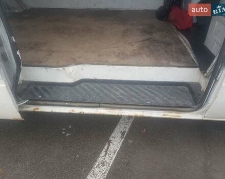 Белый Мерседес Sprinter, объемом двигателя 2.15 л и пробегом 360 тыс. км за 5800 $, фото 5 на Automoto.ua