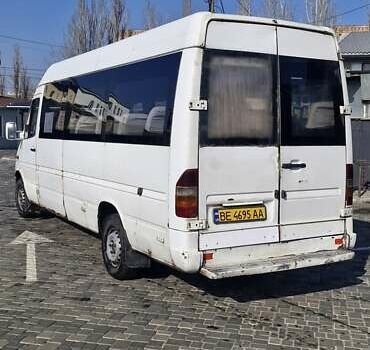 Белый Мерседес Sprinter, объемом двигателя 2.15 л и пробегом 809 тыс. км за 4500 $, фото 4 на Automoto.ua