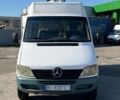 Белый Мерседес Sprinter, объемом двигателя 2.3 л и пробегом 400 тыс. км за 10900 $, фото 1 на Automoto.ua