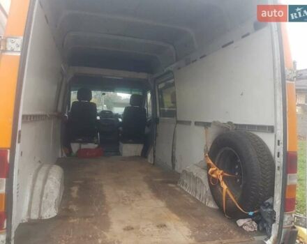 Белый Мерседес Sprinter, объемом двигателя 2.15 л и пробегом 360 тыс. км за 5800 $, фото 8 на Automoto.ua