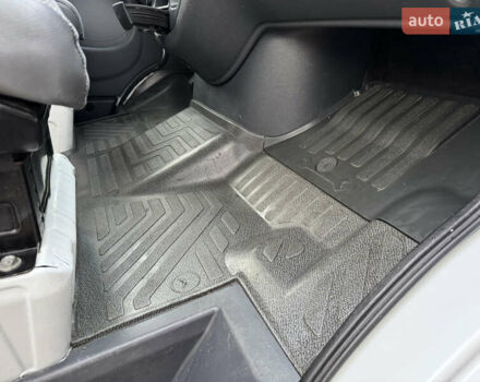 Білий Мерседес Sprinter, об'ємом двигуна 2.2 л та пробігом 361 тис. км за 9399 $, фото 35 на Automoto.ua