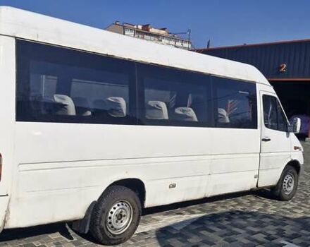 Белый Мерседес Sprinter, объемом двигателя 2.15 л и пробегом 809 тыс. км за 4500 $, фото 2 на Automoto.ua