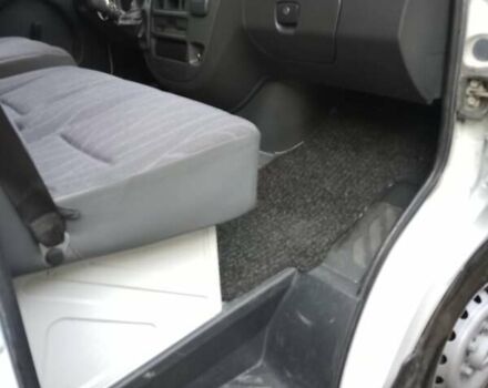 Белый Мерседес Sprinter, объемом двигателя 2.1 л и пробегом 350 тыс. км за 8300 $, фото 12 на Automoto.ua
