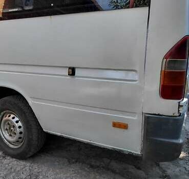 Белый Мерседес Sprinter, объемом двигателя 0 л и пробегом 160 тыс. км за 5500 $, фото 1 на Automoto.ua