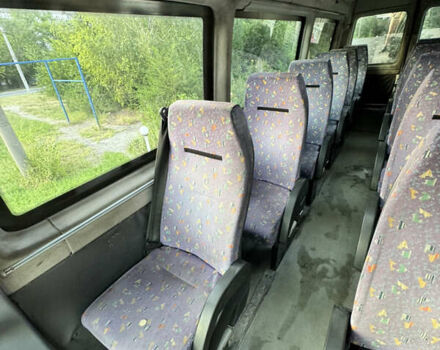 Білий Мерседес Sprinter, об'ємом двигуна 2.7 л та пробігом 473 тис. км за 12000 $, фото 16 на Automoto.ua