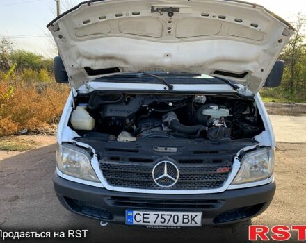 Белый Мерседес Sprinter, объемом двигателя 2.7 л и пробегом 526 тыс. км за 8500 $, фото 12 на Automoto.ua
