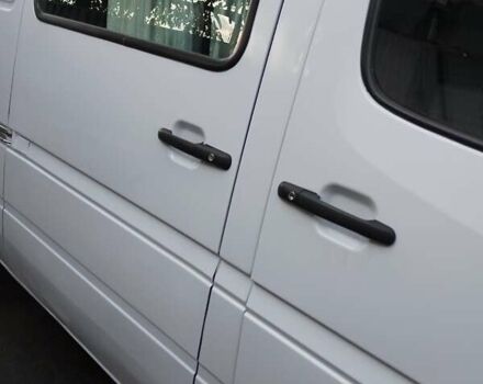 Белый Мерседес Sprinter, объемом двигателя 2.1 л и пробегом 350 тыс. км за 8300 $, фото 13 на Automoto.ua