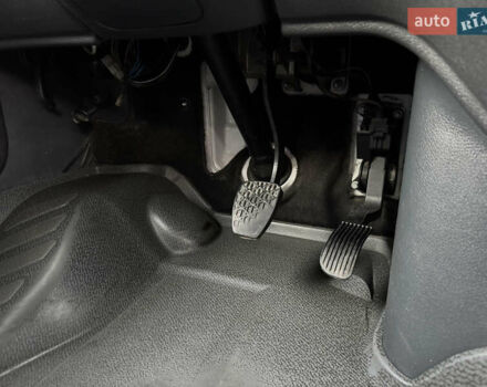 Білий Мерседес Sprinter, об'ємом двигуна 2.2 л та пробігом 361 тис. км за 9399 $, фото 10 на Automoto.ua