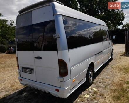 Белый Мерседес Sprinter, объемом двигателя 2.15 л и пробегом 120 тыс. км за 8500 $, фото 4 на Automoto.ua