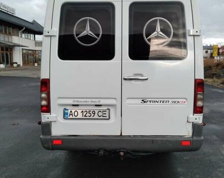Белый Мерседес Sprinter, объемом двигателя 2.2 л и пробегом 500 тыс. км за 11000 $, фото 4 на Automoto.ua