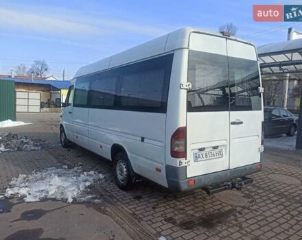 Белый Мерседес Sprinter, объемом двигателя 2.7 л и пробегом 550 тыс. км за 9500 $, фото 4 на Automoto.ua