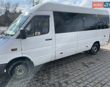 Белый Мерседес Sprinter, объемом двигателя 2.15 л и пробегом 100 тыс. км за 6699 $, фото 1 на Automoto.ua