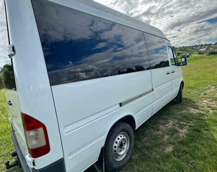 Белый Мерседес Sprinter, объемом двигателя 0 л и пробегом 450 тыс. км за 11814 $, фото 6 на Automoto.ua