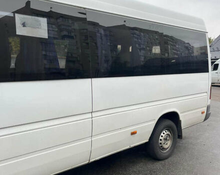 Белый Мерседес Sprinter, объемом двигателя 2.15 л и пробегом 800 тыс. км за 9500 $, фото 5 на Automoto.ua