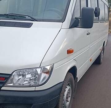 Белый Мерседес Sprinter, объемом двигателя 2.1 л и пробегом 2 тыс. км за 17000 $, фото 12 на Automoto.ua