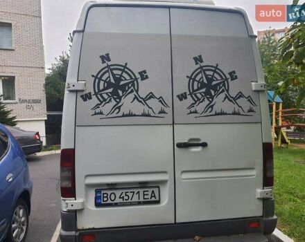 Белый Мерседес Sprinter, объемом двигателя 2.7 л и пробегом 800 тыс. км за 10000 $, фото 4 на Automoto.ua