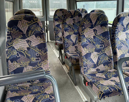 Білий Мерседес Sprinter, об'ємом двигуна 2.15 л та пробігом 356 тис. км за 10000 $, фото 8 на Automoto.ua