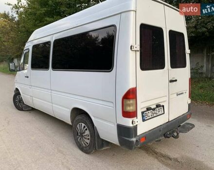 Белый Мерседес Sprinter, объемом двигателя 2.69 л и пробегом 770 тыс. км за 6500 $, фото 8 на Automoto.ua