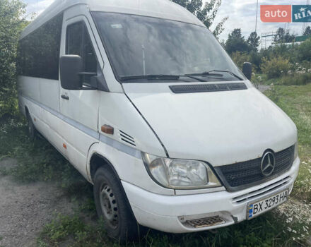 Белый Мерседес Sprinter, объемом двигателя 2.15 л и пробегом 800 тыс. км за 4300 $, фото 1 на Automoto.ua