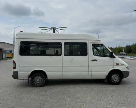 Білий Мерседес Sprinter, об'ємом двигуна 2.15 л та пробігом 356 тис. км за 10000 $, фото 6 на Automoto.ua