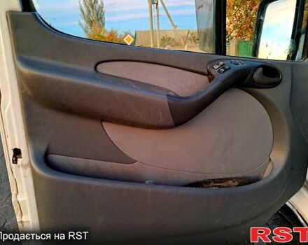 Білий Мерседес Sprinter, об'ємом двигуна 2.2 л та пробігом 390 тис. км за 2900 $, фото 3 на Automoto.ua